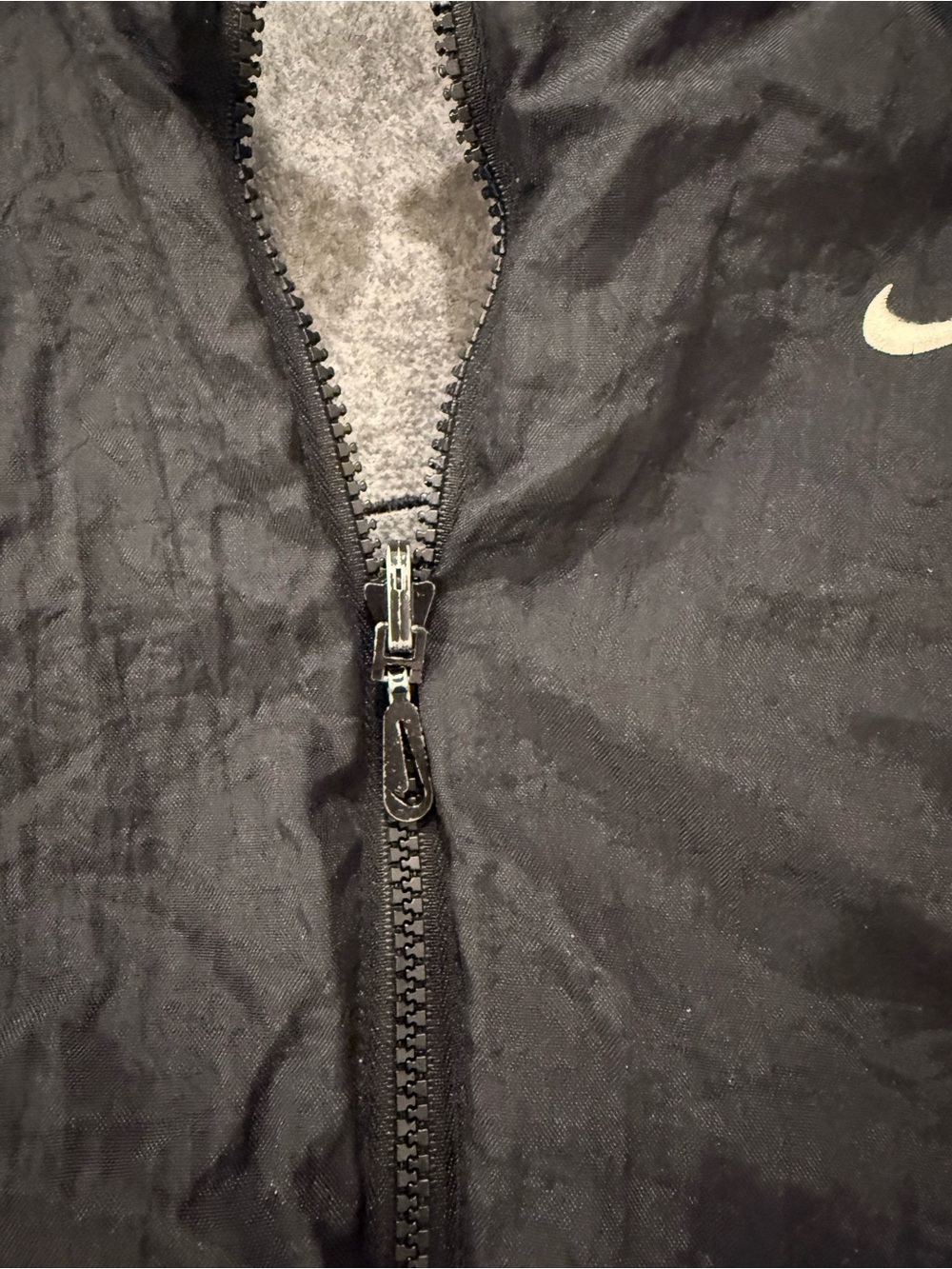 Kids Black Nike Hooded Jacket with Grey Lining- size 2T - Picture 4 of 6